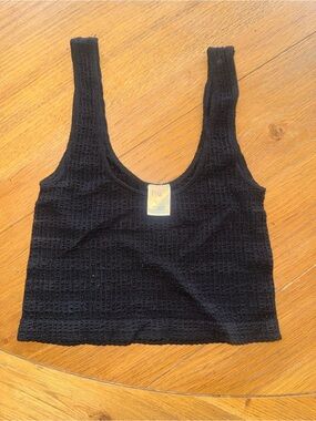 Black Ribbed Cropped Tank brand PAC